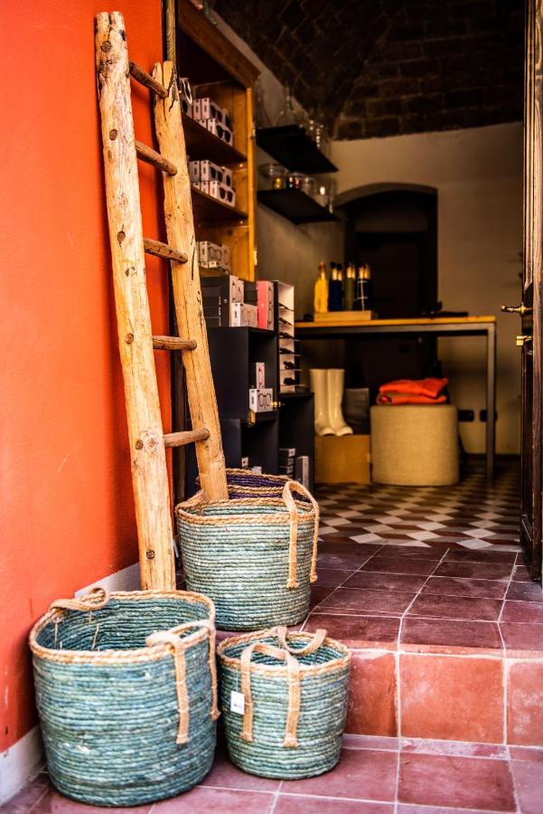 Boutique Hotel Al Palazzo Rosso Neive Exterior photo
