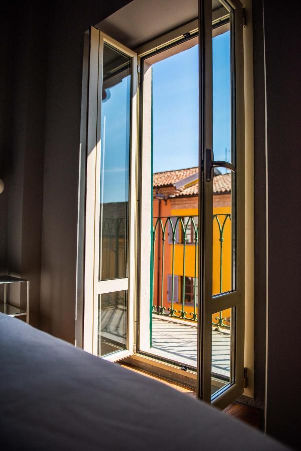 Boutique Hotel Al Palazzo Rosso Neive Exterior photo