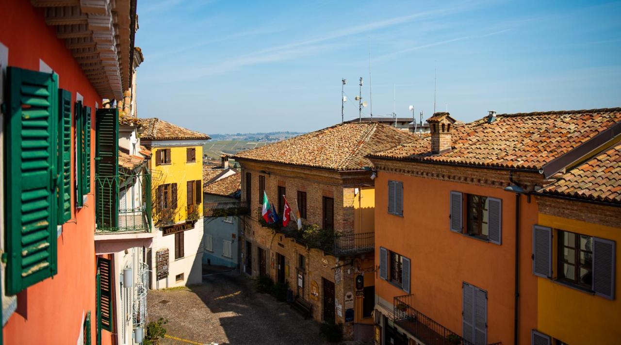 Boutique Hotel Al Palazzo Rosso Neive Exterior photo