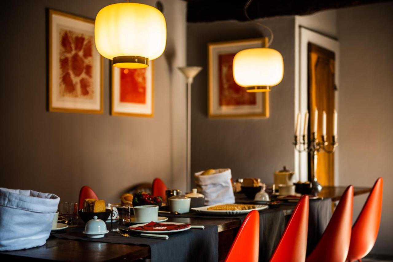 Boutique Hotel Al Palazzo Rosso Neive Exterior photo